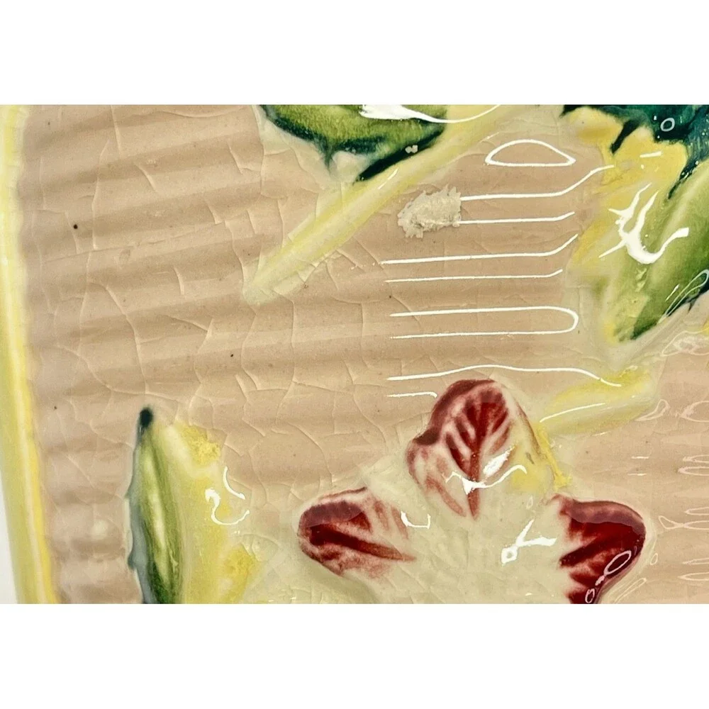 Midcentury Majolica Inspired Floral Vines 7